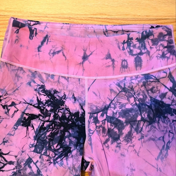 Womens Activewear Leggings - Picture 3 of 6